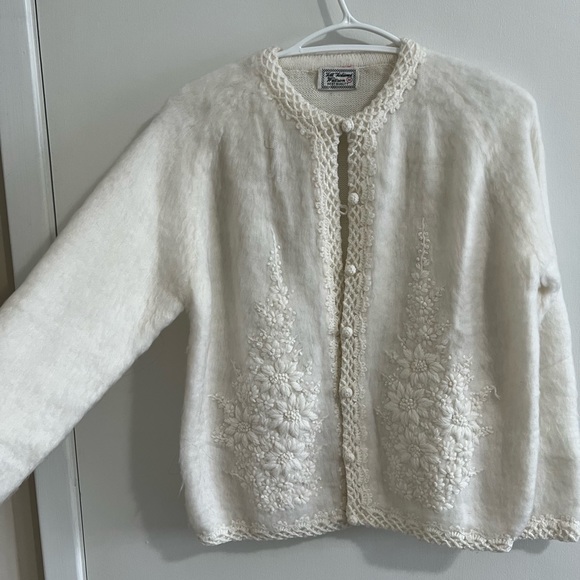 Vintage Bridal Embroidered Wedding Cardigan - Picture 2 of 5